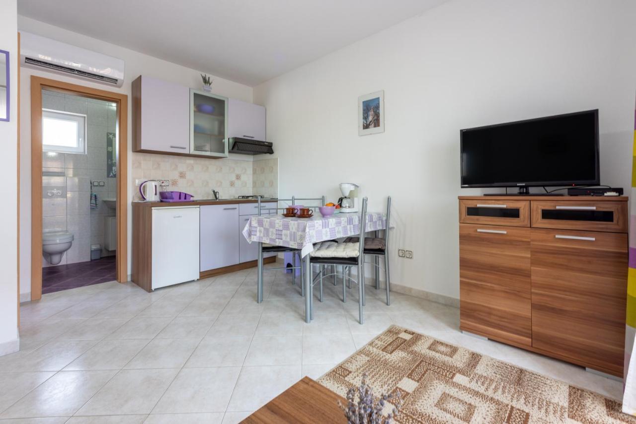 Apartmani Jaric Нови-Винодолски Экстерьер фото