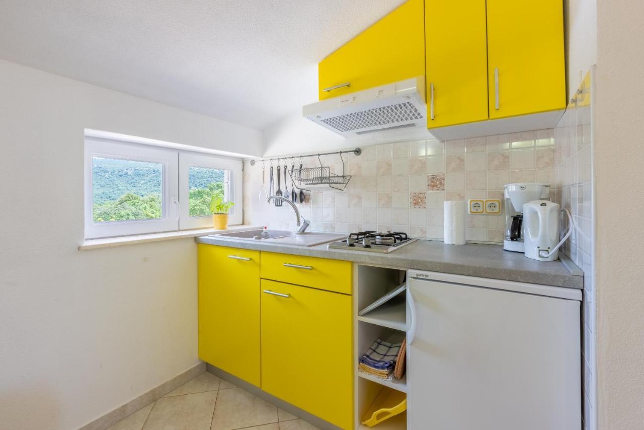 Apartmani Jaric Нови-Винодолски Экстерьер фото