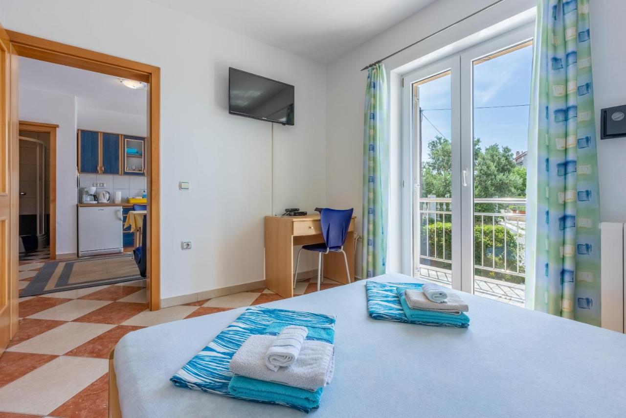 Apartmani Jaric Нови-Винодолски Экстерьер фото