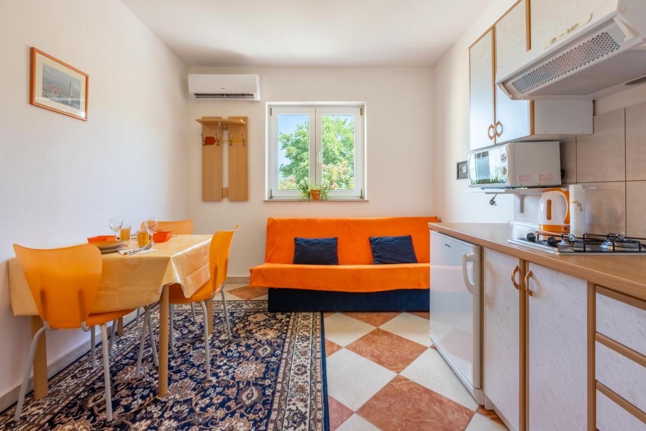 Apartmani Jaric Нови-Винодолски Экстерьер фото