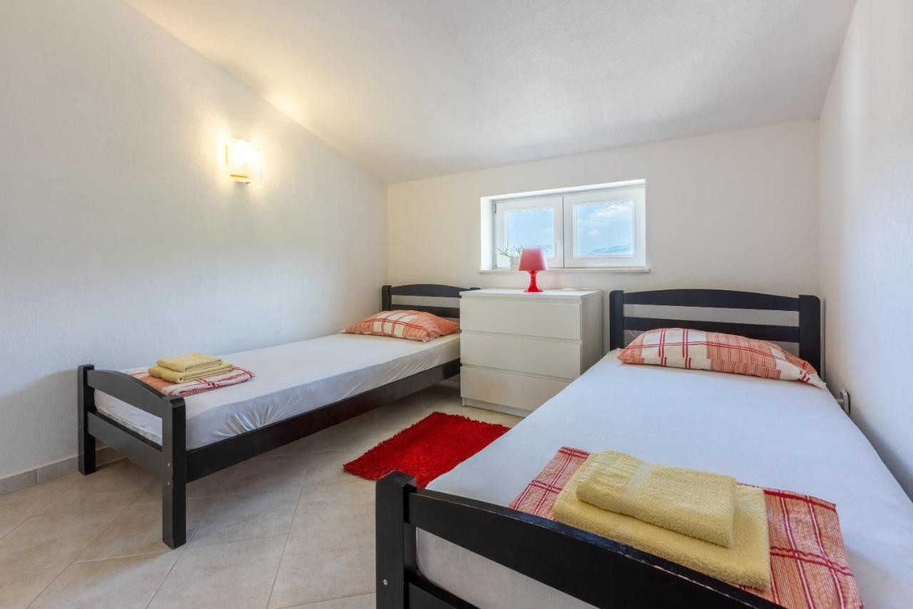 Apartmani Jaric Нови-Винодолски Экстерьер фото